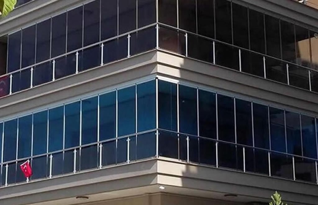 katlanır cam balkon