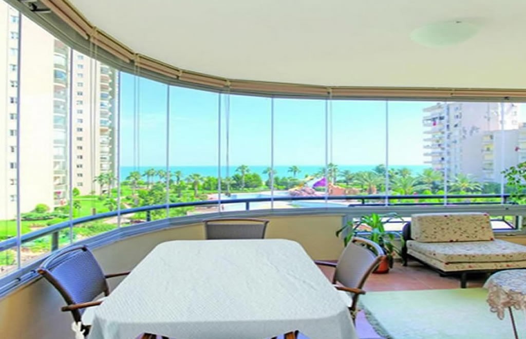 katlanır cam balkon